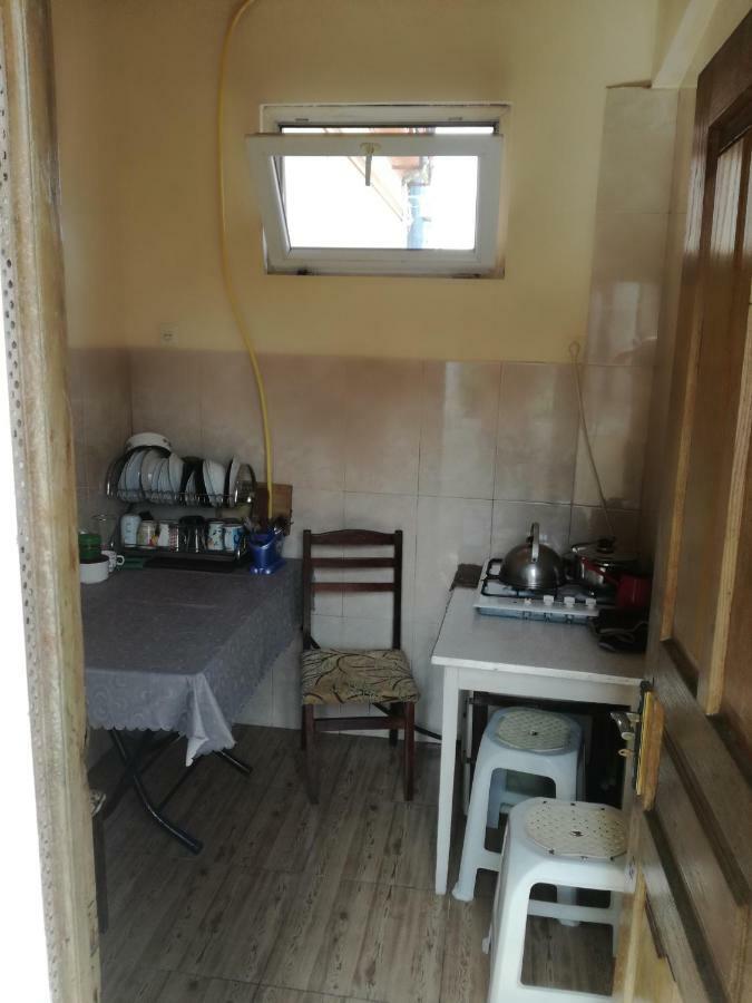 Guest House Nino Batumi Exterior foto